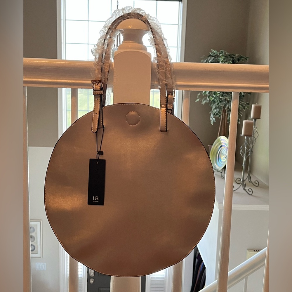 Unbillion circular handbag